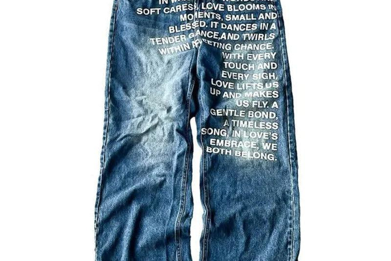 Jean avec ecriture devant